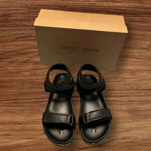 Sister  x Soeur sandals
